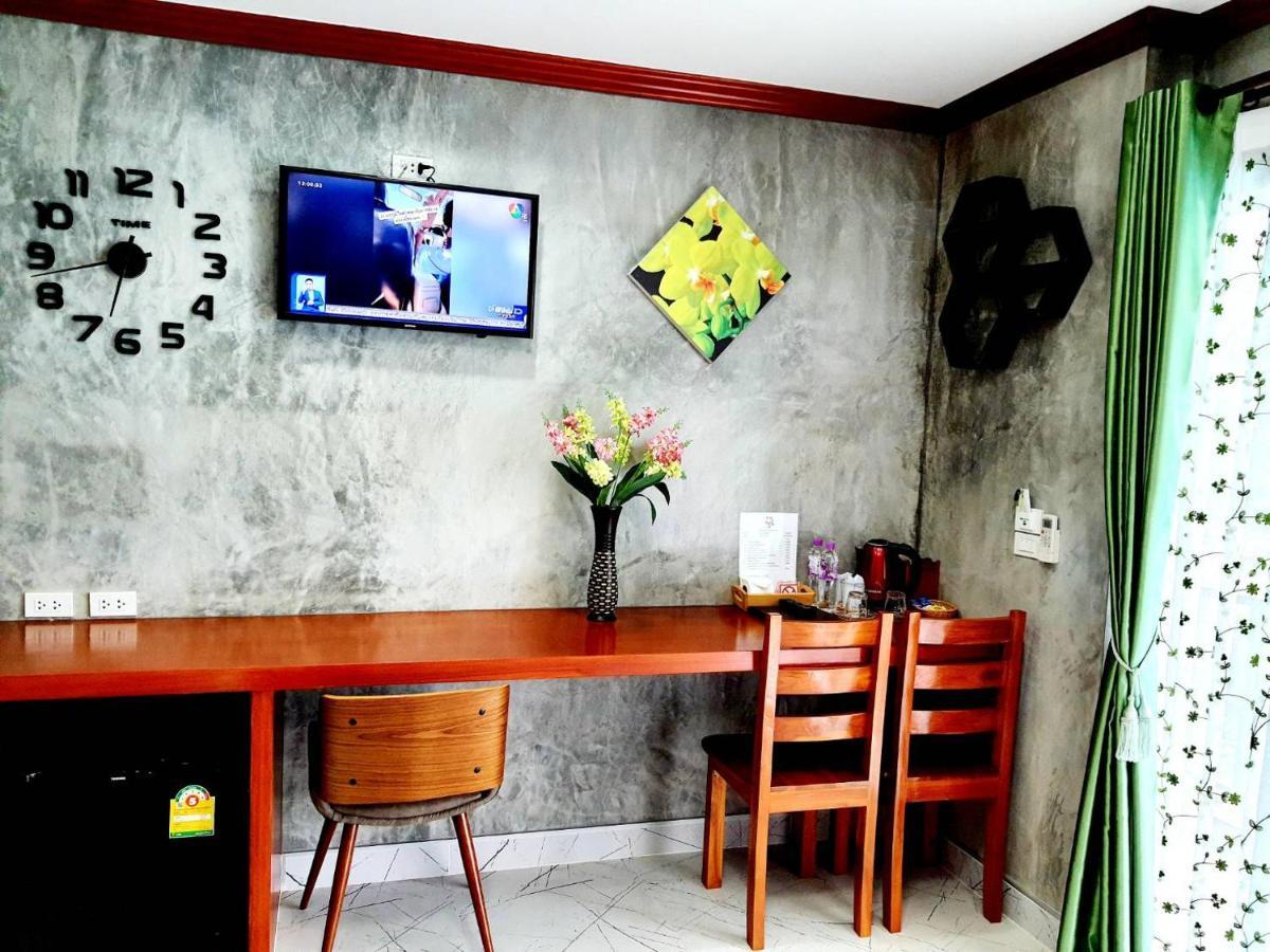 Areeya Phubeach Resort Coliving Coworking Ao Nang Esterno foto